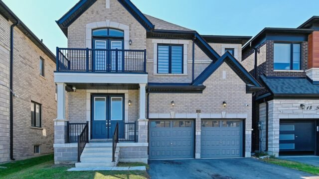 154 Petch Ave, Brampton